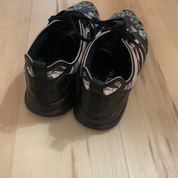 Adidas ZX Flux shoes - Picture 2 of 8